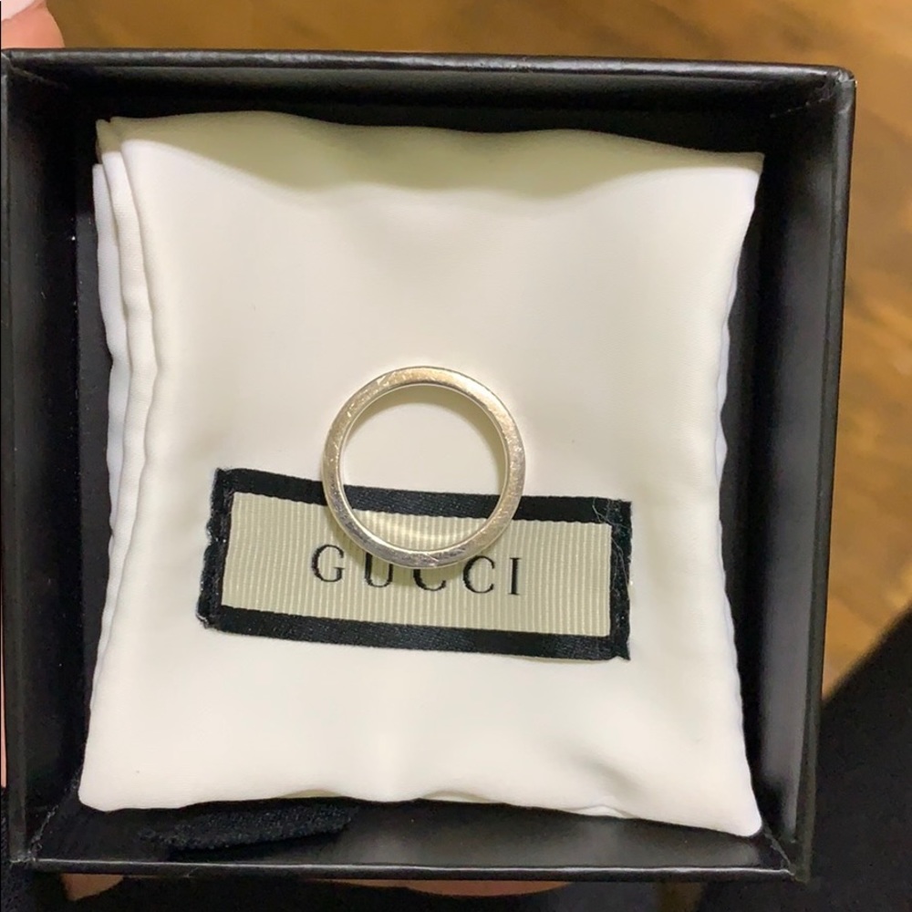 Gucci women’s ring